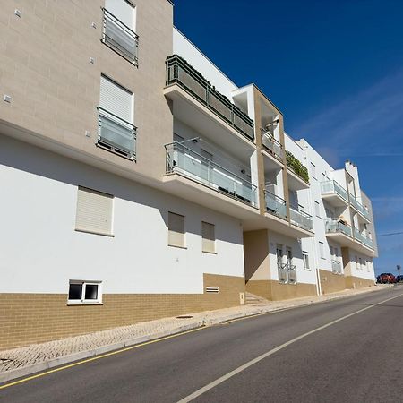 North Beach Apartment Nazaré Esterno foto